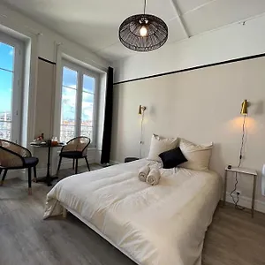 suite-athos.hotels-rhonealpes.com/
