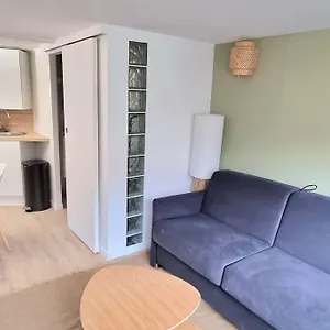 apt-studio-rochereau-climatise-metro-gare-wifi.midi-pyreneeshotels.com/